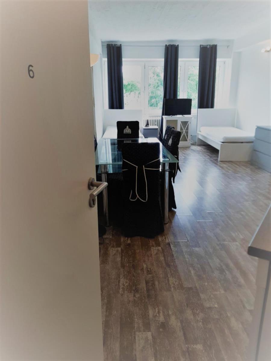 Mehrbett-Apartment 6 Citynah, Einfache Ausstattung Hamburg Bagian luar foto